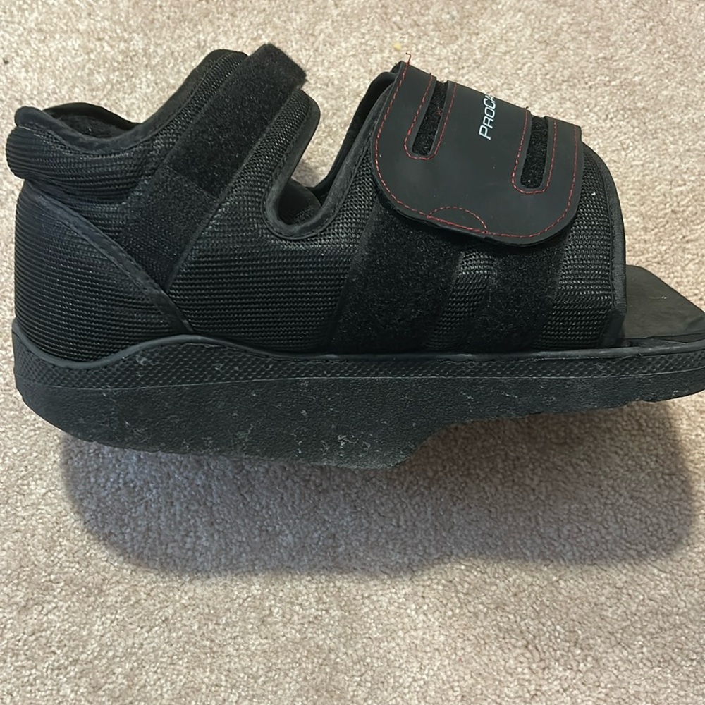 Orthopedic boot